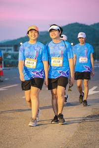 BIB: 6361, 8650, 8649
                            <button type="button" onclick="openModal(3392897)" class="btn btn-primary btn-sm float-right btn-popup" data-toggle="modal" data-target=".modal-high-quality">
                        <i class="fas fa-shopping-cart"></i> Add to Cart
                    </button>
                                            <button type="button" onclick="isThisMe(3392897, true)" class="btn btn-success btn-sm float-right btn-popup btn-isme hidden" data-toggle="tooltip" data-placement="bottom" title="นี่คือรูปของคุณใช่ไหม คลิกที่นี่เพื่อเอาเข้าอัลบั้ม">
                        <i class="fas fa-plus"></i> Add to album
                    </button>
                    <button type="button" onclick="isThisMe(3392897, false)" class="btn btn-warning btn-sm float-right btn-popup btn-isnotme hidden">
                        <i class="fas fa-ban"></i> Remove from album
                    </button>